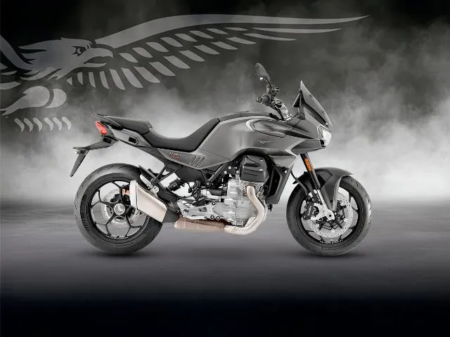 Moto Guzzi V100 Mandello è tua con 1.500€ di vantaggi